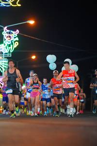 BIB: 3250
                            <button type="button" onclick="openModal(23185498)" class="btn btn-primary btn-sm float-right btn-popup" data-toggle="modal" data-target=".modal-high-quality">
                        <i class="fas fa-shopping-cart"></i> Add to Cart
                    </button>
                                            <button type="button" onclick="isThisMe(23185498, true)" class="btn btn-success btn-sm float-right btn-popup btn-isme hidden" data-toggle="tooltip" data-placement="bottom" title="นี่คือรูปของคุณใช่ไหม คลิกที่นี่เพื่อเอาเข้าอัลบั้ม">
                        <i class="fas fa-plus"></i> Add to album
                    </button>
                    <button type="button" onclick="isThisMe(23185498, false)" class="btn btn-warning btn-sm float-right btn-popup btn-isnotme hidden">
                        <i class="fas fa-ban"></i> Remove from album
                    </button>